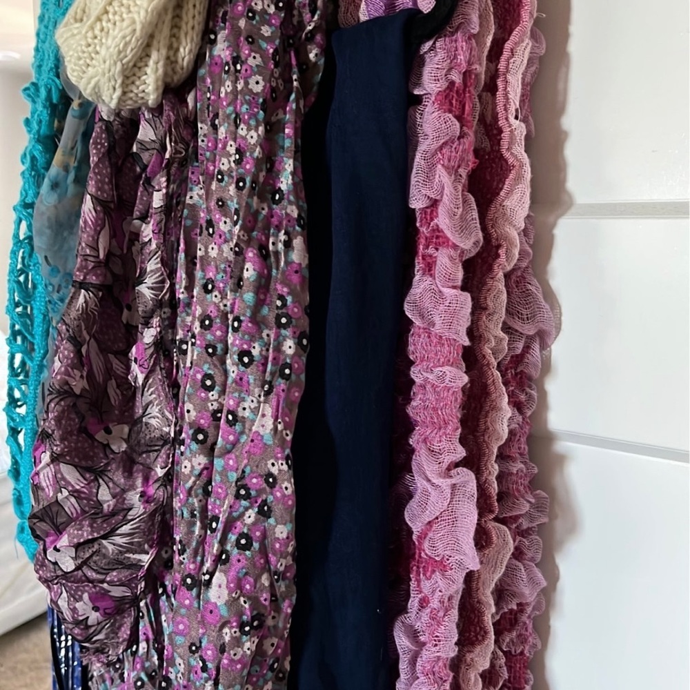 Scarf Bundle - Picture 2 of 2